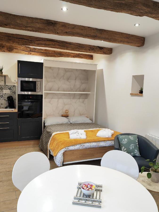A La Memoire De Merlin & Spa Saint-Malon-sur-Mel المظهر الخارجي الصورة